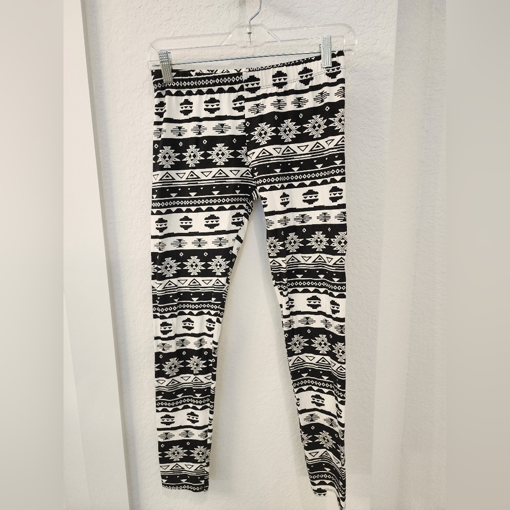 No Boundaries Women's Leggings Medium 7-9 Black White Tribal Aztec Juniors Pant